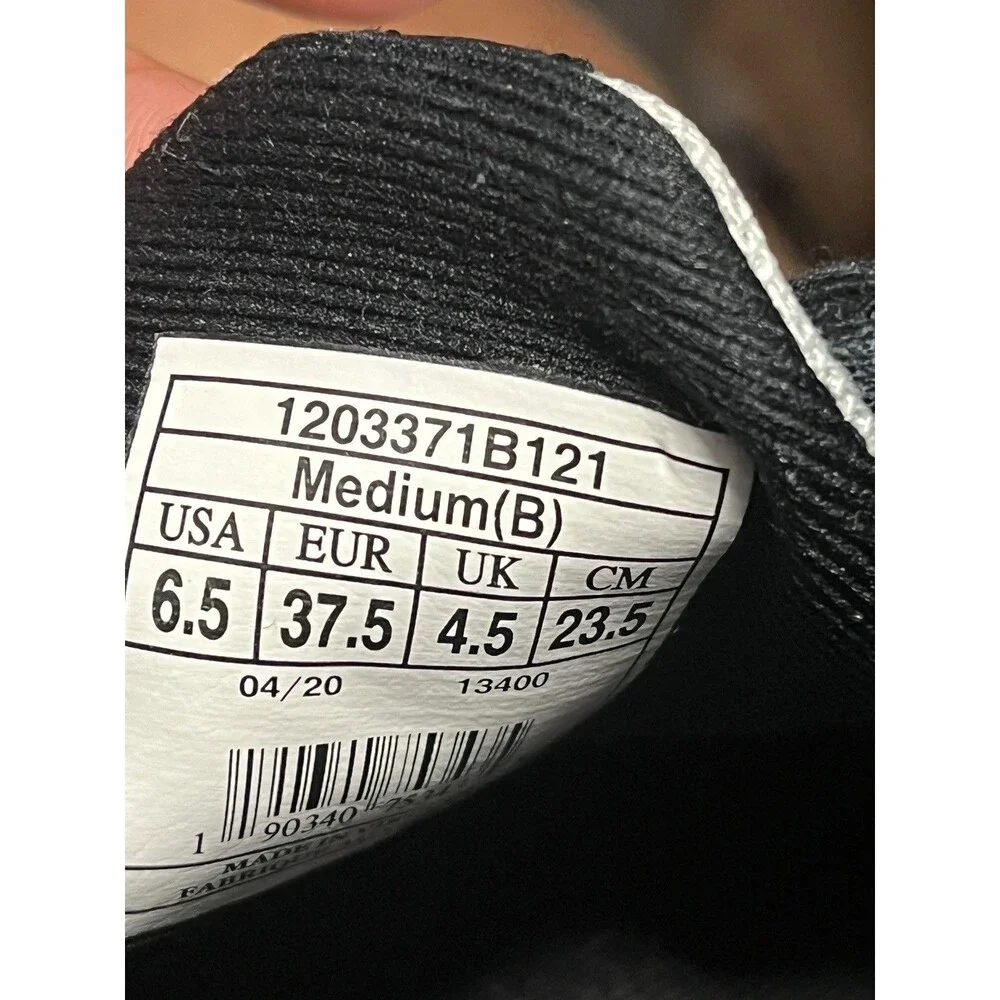 Brooks Revel 4 Women's Size 6.5